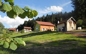 Gites Du Saut Des Cuves